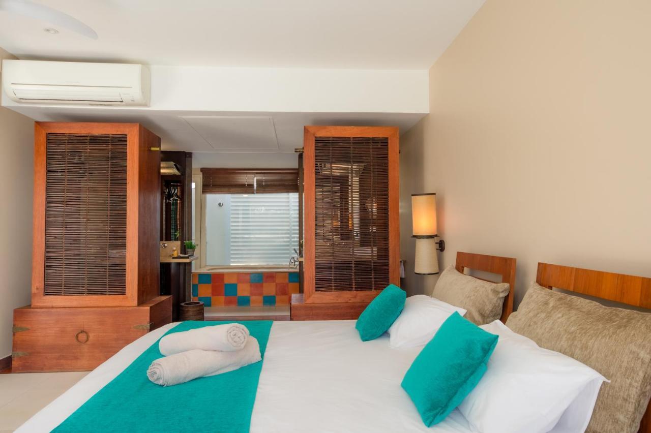 Suites Anagani Ле-Франсуа Экстерьер фото
