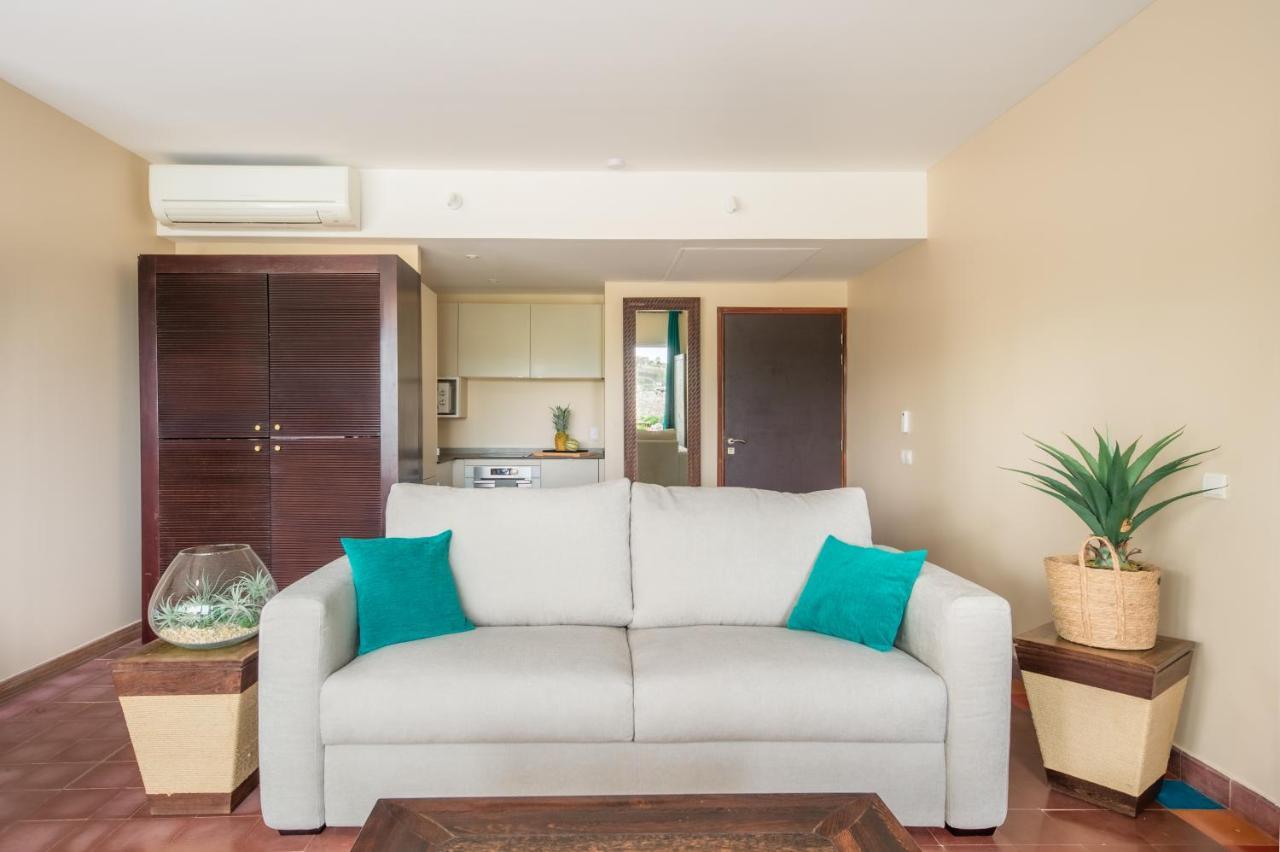 Suites Anagani Ле-Франсуа Экстерьер фото